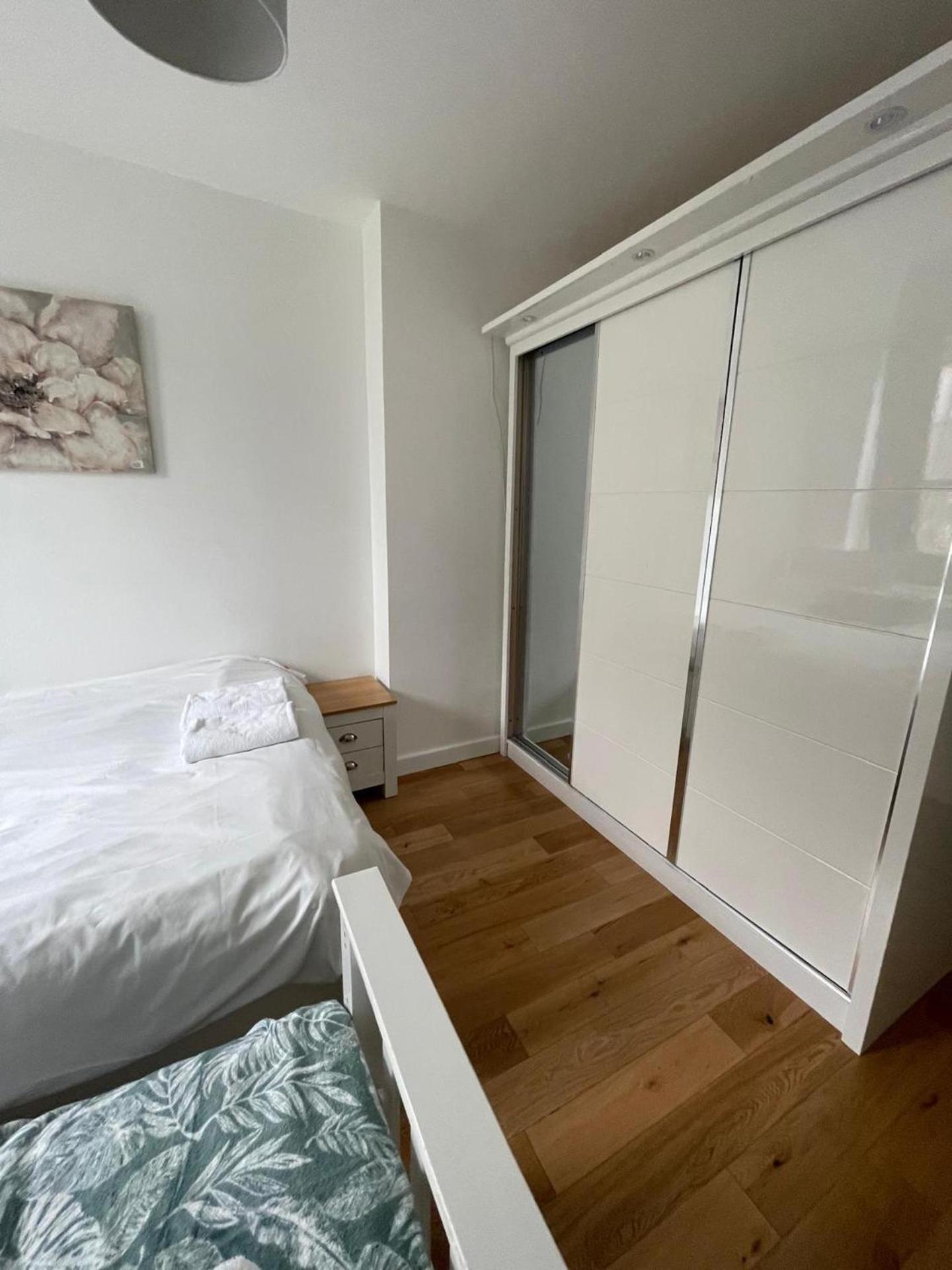 Apartment Luxury With 3 Bedrooms London